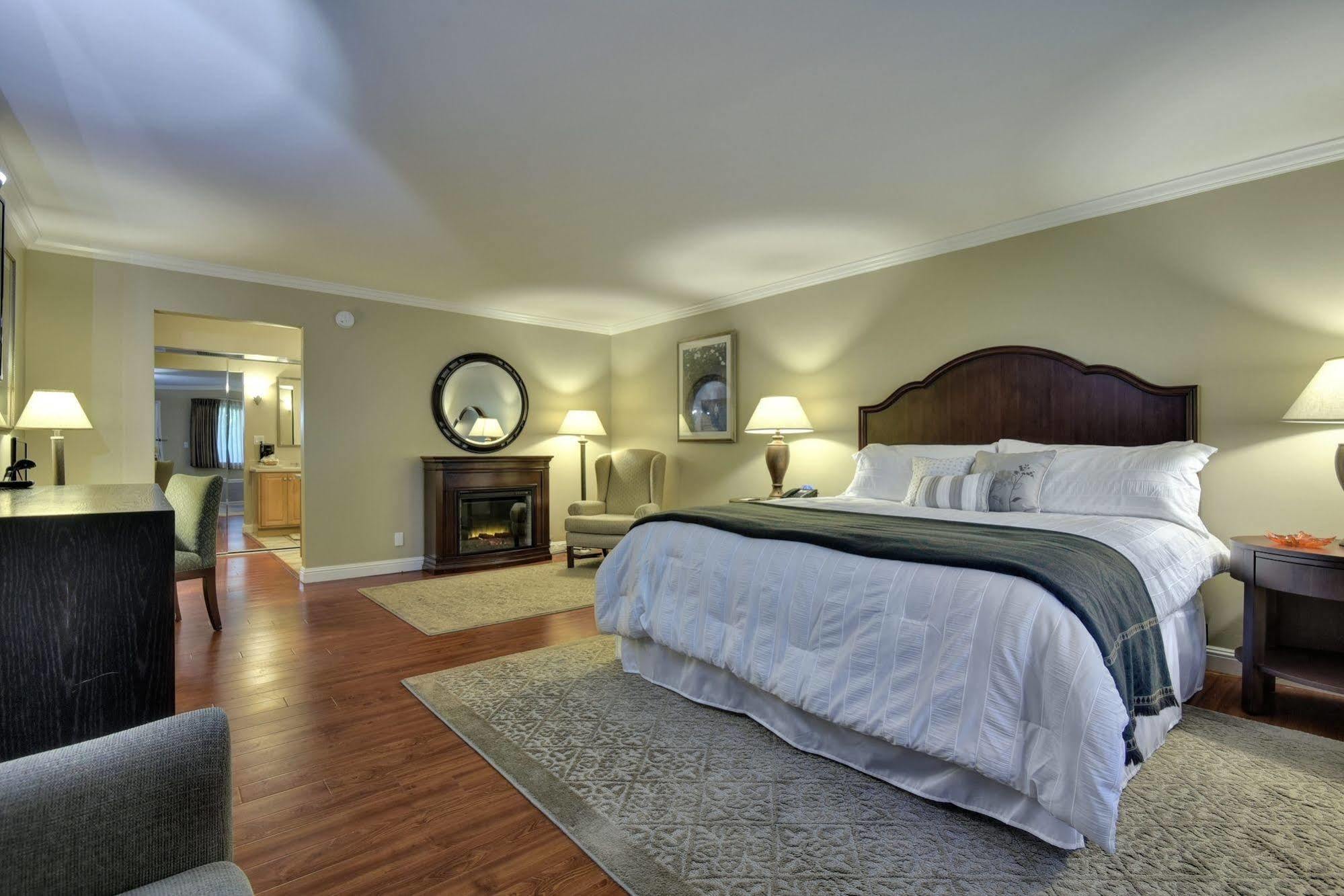 Stanford Terrace Inn パロ・アルト エクステリア 写真